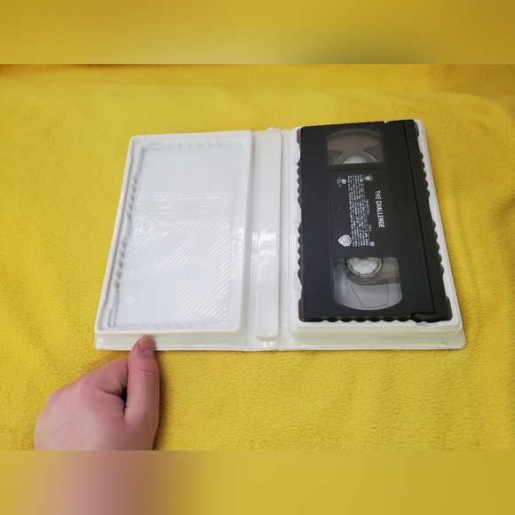 Mary-Kate and Ashley Olsen movies VHS - Picture 3 of 12